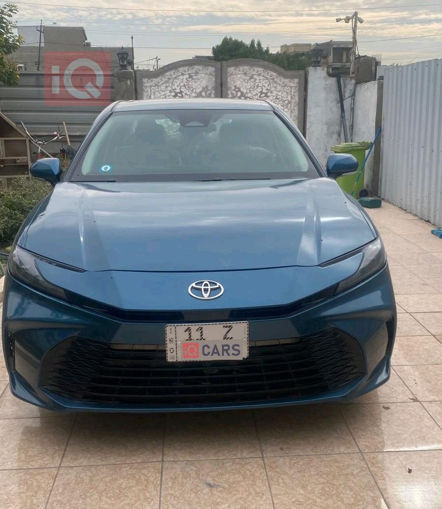 تۆیۆتا کامری